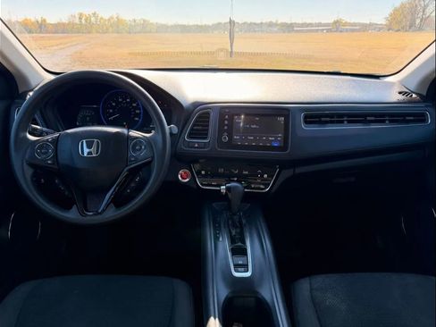 Used 2022 Honda HR-V EX image 18