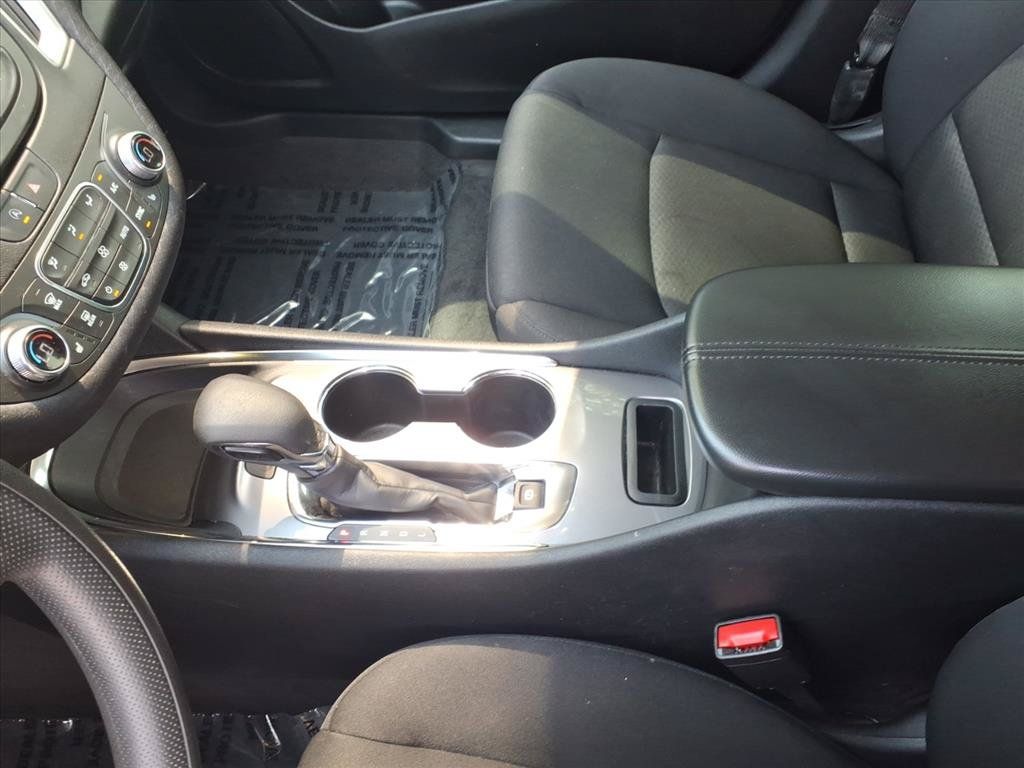 Used 2025 Chevrolet Malibu LT FWD image 14
