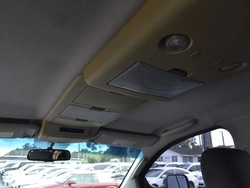 Used 2007 Nissan Titan SE w/ SE Popular Pkg w/ Pwr Bench RWD image 21