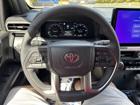 Certified 2026 Toyota Tacoma TRD Off-Road AWD/4WD image 17