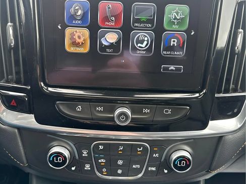 Used 2019 Chevrolet Traverse RS w/ LPO, Floor Liner Package AWD/4WD image 28