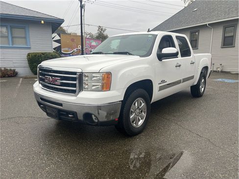Used 2012 GMC Sierra 1500 SLE w/ Power Tech Package image 3