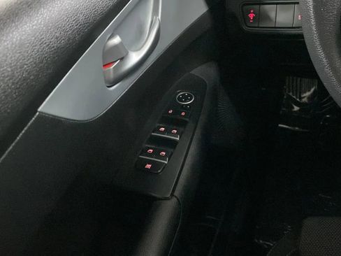 Used 2023 Kia Forte LXS FWD image 16