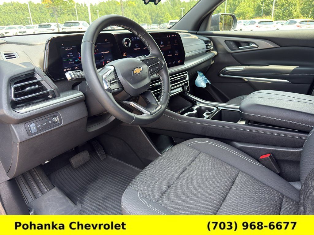 Certified 2025 Chevrolet Traverse LT w/ LPO, Floor Liner Package AWD/4WD image 21