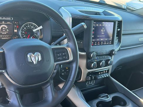 Used 2020 RAM 2500 Laramie AWD/4WD image 10