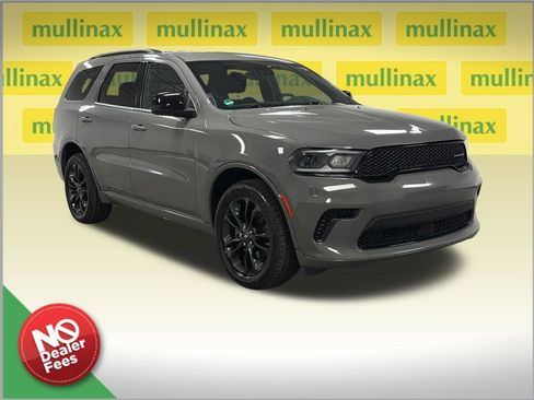 Used 2023 Dodge Durango SXT Launch Edition w/ SXT Blacktop Group AWD/4WD image 1