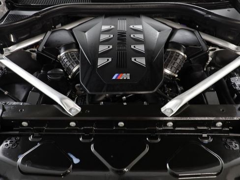 Certified 2025 BMW X7 M60i image 25