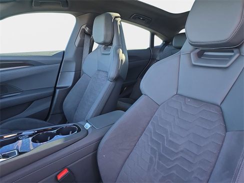Used 2024 Audi e-tron GT Premium Plus w/ Executive Package image 18