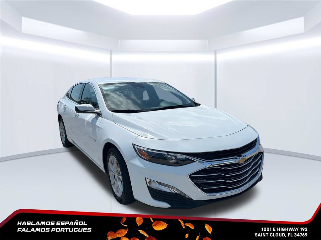 Used 2025 Chevrolet Malibu LT FWD image 3
