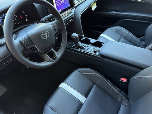 New 2026 Toyota Camry SE FWD image 10