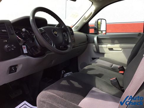 Used 2013 Chevrolet Silverado 3500 W/T w/ Snow Plow Prep Package image 26