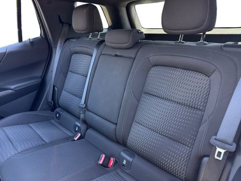 Used 2025 Chevrolet Equinox LT FWD image 13