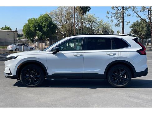 Used 2023 Honda CR-V Sport Touring image 2