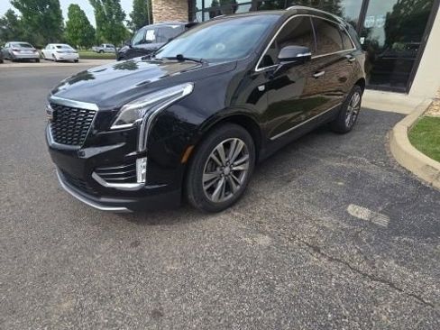 Used 2020 Cadillac XT5 Premium Luxury AWD/4WD image 1
