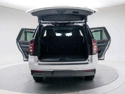 Used 2024 Chevrolet Tahoe LT AWD/4WD image 21