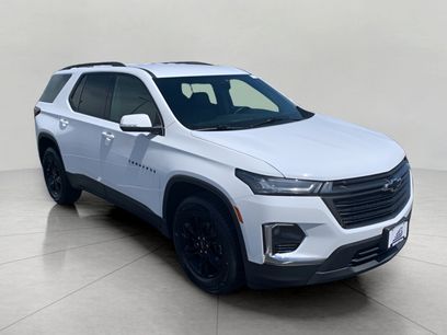Used 2022 Chevrolet Traverse LT w/ Midnight/Sport Edition
