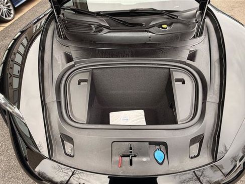 Used 2023 Porsche Taycan w/ Premium Package image 26