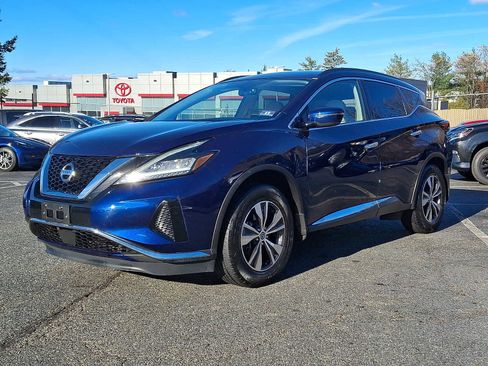 Used 2019 Nissan Murano SV image 1