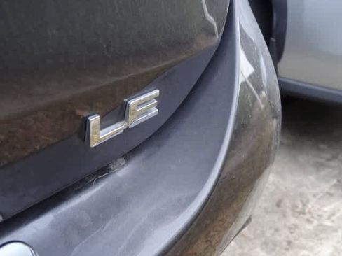 Certified 2023 Toyota Highlander LE image 16