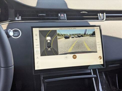 Used 2026 Land Rover Range Rover Evoque S AWD/4WD image 13