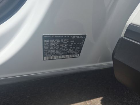 Used 2026 Volkswagen Atlas SE FWD image 25