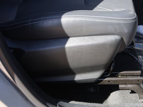 Used 2019 Subaru Forester Limited image 11