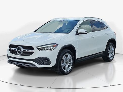 Used 2021 Mercedes-Benz GLA 250 w/ Premium Package image 11