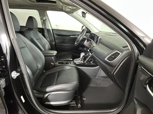 Used 2024 Kia Seltos EX AWD/4WD image 35