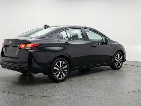 Used 2025 Nissan Versa SV FWD image 9