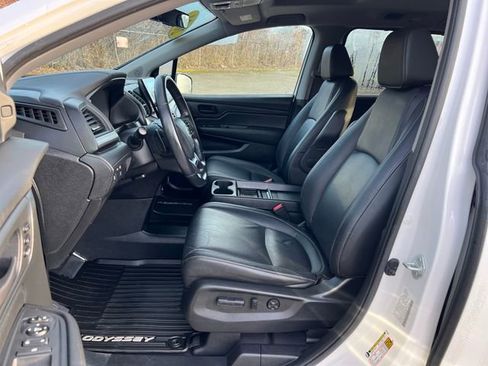 Certified 2024 Honda Odyssey EX-L image 17
