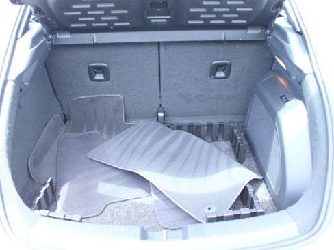 Used 2018 Volkswagen Beetle 2.0T Dune FWD image 37