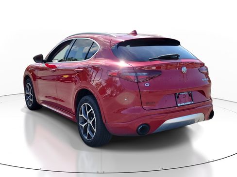 Used 2020 Alfa Romeo Stelvio Ti AWD/4WD image 4
