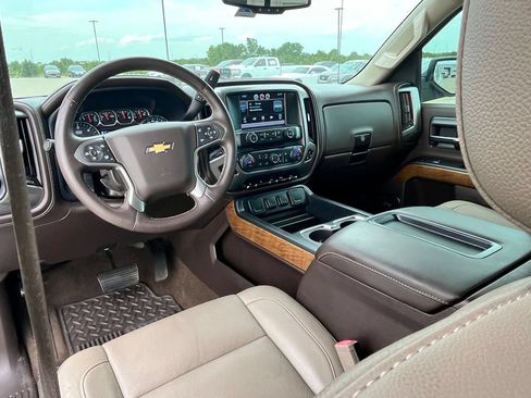 Used 2015 Chevrolet Silverado 1500 LTZ w/ Texas Edition, 1LZ Trim RWD image 10