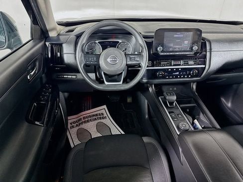 Certified 2022 Nissan Pathfinder S image 17