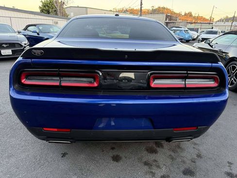 Used 2022 Dodge Challenger GT w/ Blacktop Package RWD image 7