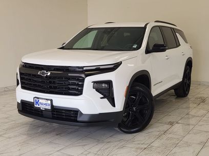 New 2027 Chevrolet Traverse LT w/ Midnight/Sport Edition