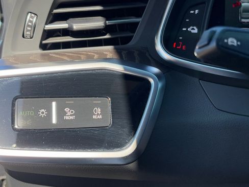 Used 2021 Audi A7 e Prestige w/ Prestige Package image 28