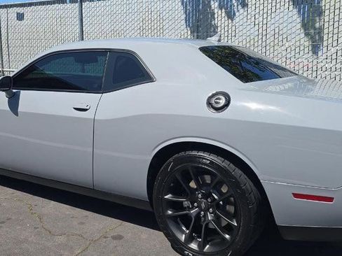 Used 2022 Dodge Challenger R/T Scat Pack w/ Plus Package image 5
