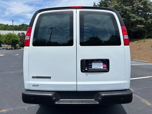 New 2026 Chevrolet Express 2500 Extended RWD image 12