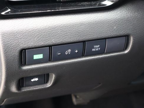 Used 2020 Nissan Sentra S FWD image 21