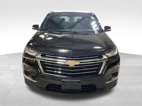Used 2023 Chevrolet Traverse LT AWD/4WD image 9