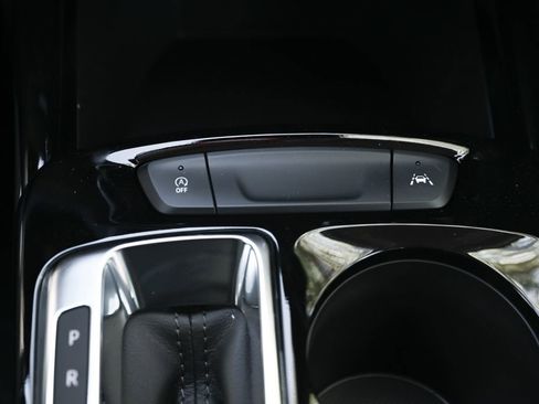 New 2026 Chevrolet Trax LT w/ LPO, Blackout Package FWD image 27