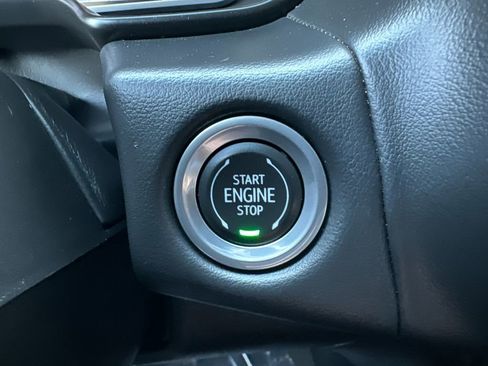 Used 2023 GMC Yukon SLT RWD image 22