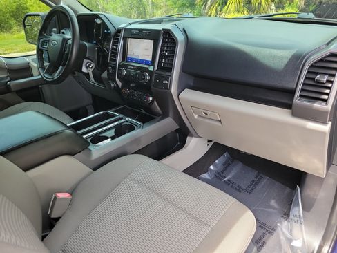 Used 2020 Ford F150 XLT w/ Equipment Group 302A Luxury AWD/4WD image 11