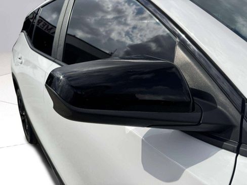 Used 2022 GMC Terrain SLE w/ Driver Convenience Package image 9