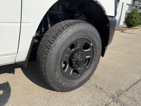 New 2026 RAM 3500 Tradesman AWD/4WD image 18