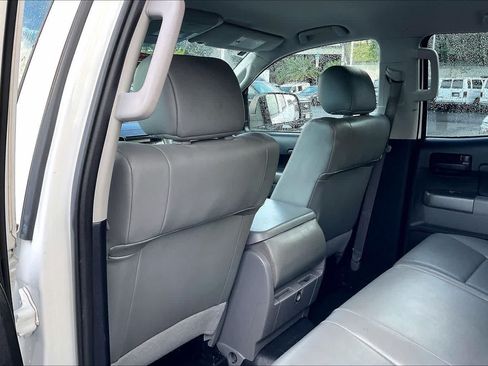 Used 2013 Toyota Tundra 2WD Double Cab w/ Tow Pkg image 12