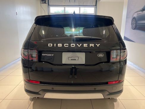 New 2023 Land Rover Discovery Sport SE image 3