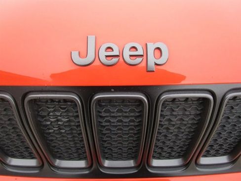 Used 2021 Jeep Renegade Latitude image 28