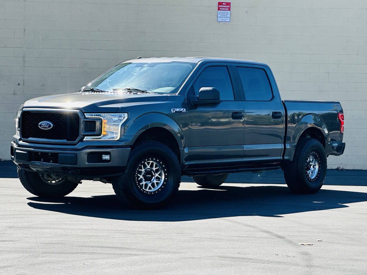 Used 2019 Ford F150 XL w/ Equipment Group 101A Mid AWD/4WD image 4